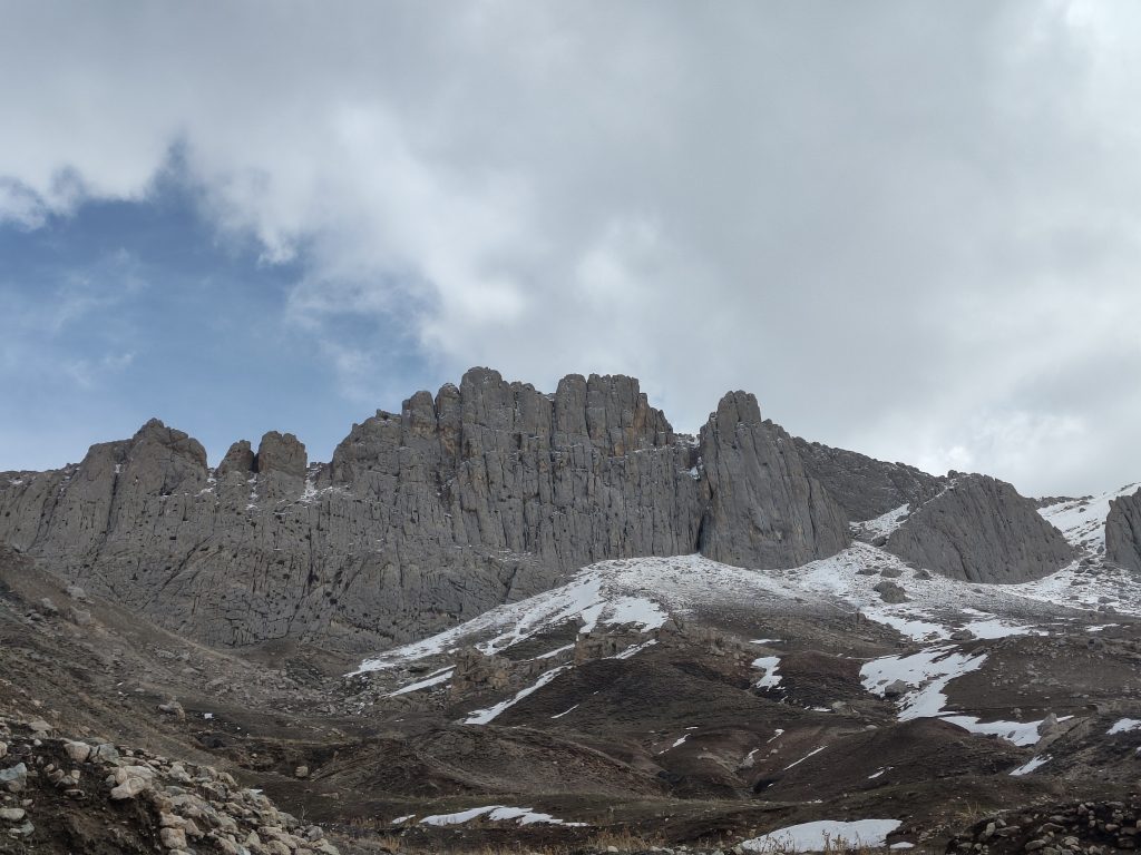 Arista de montaña en Dogubayazit
